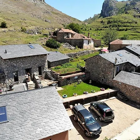 Casas Rurales Entre Babia Y La Luna Villafeliz Exterior foto
